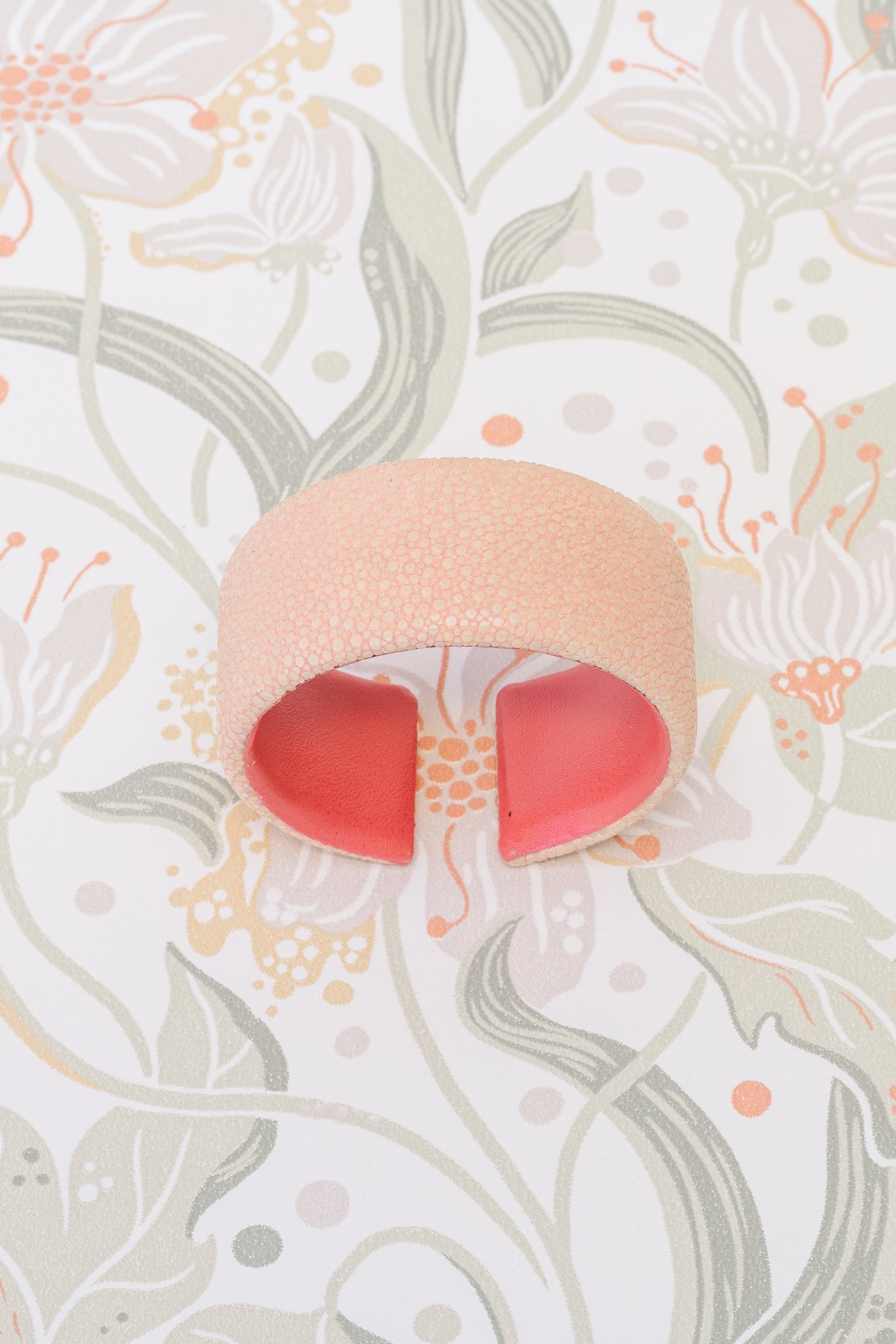 Shagreen Bracelet Petal Pink